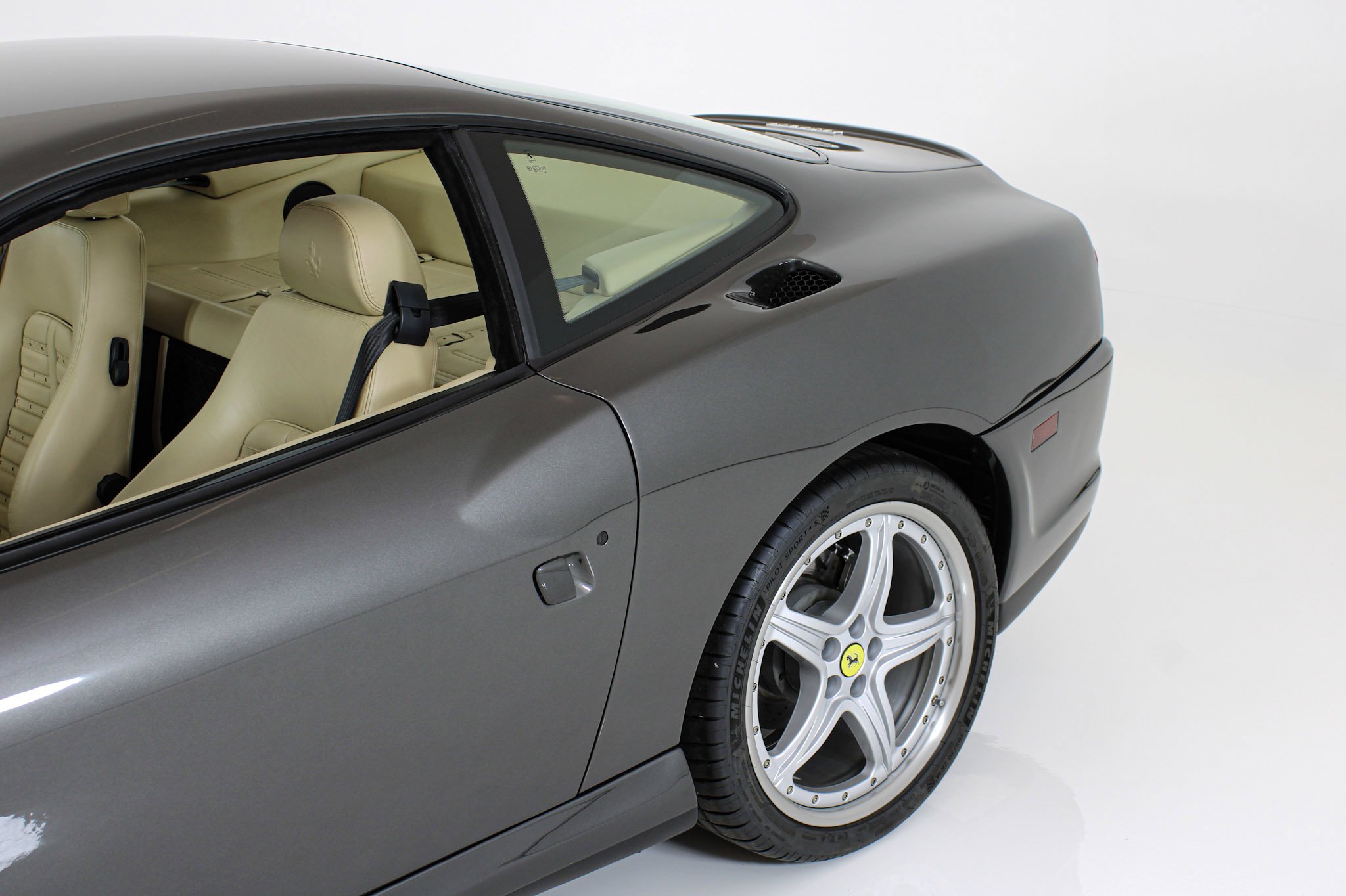 Used 2003 Gray Ferrari  image 16