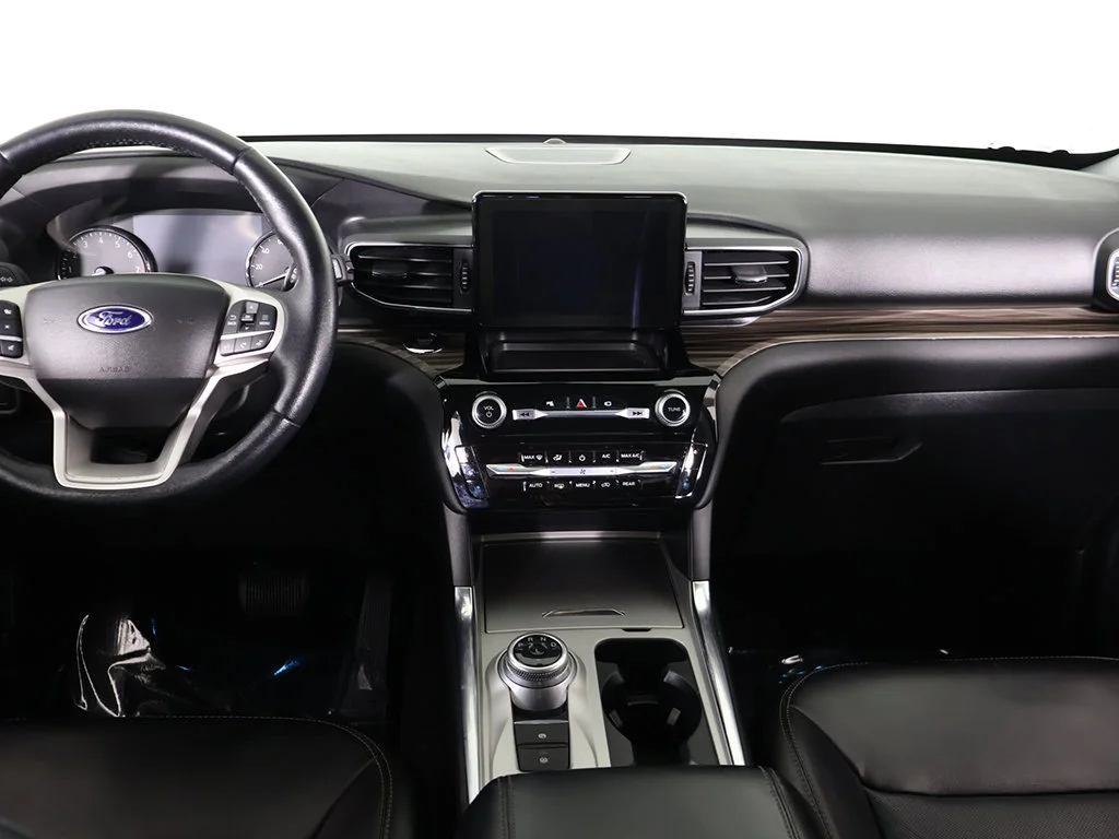 Used 2022 Black Ford Limited image 43