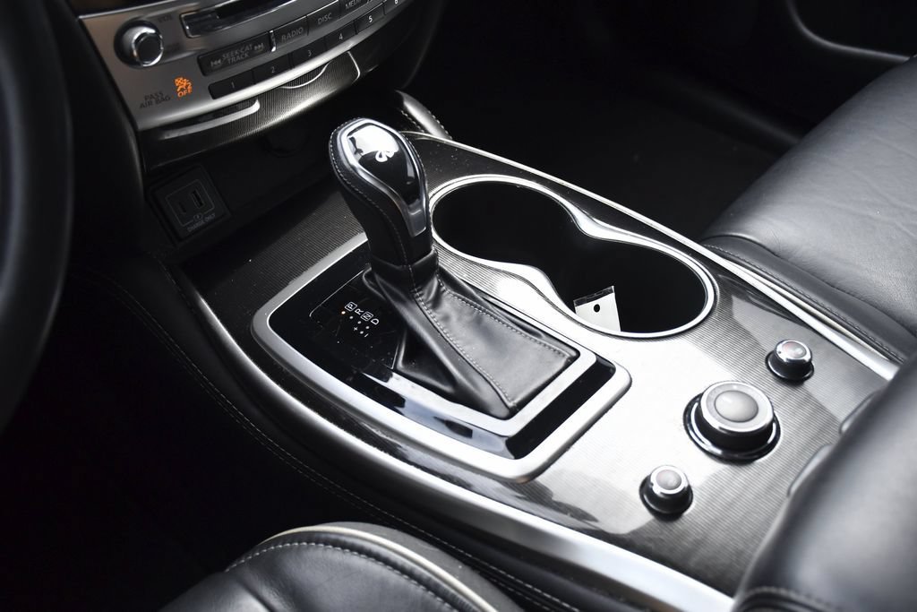 Certified Used 2019 Liquid Platinum INFINITI LUXE image 12