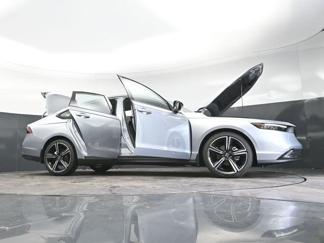 New 2026 Solar Silver Metallic Honda SE image 36
