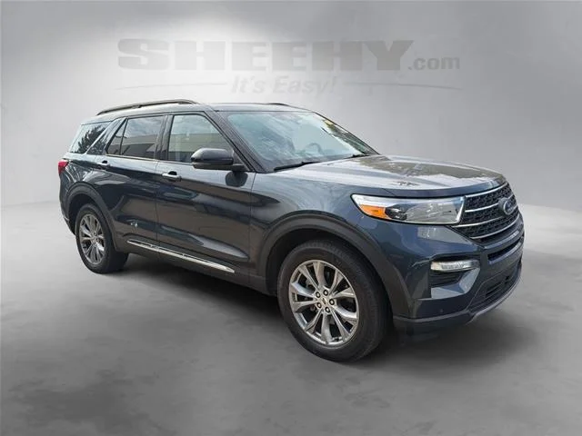 Used 2023  Ford  image 2