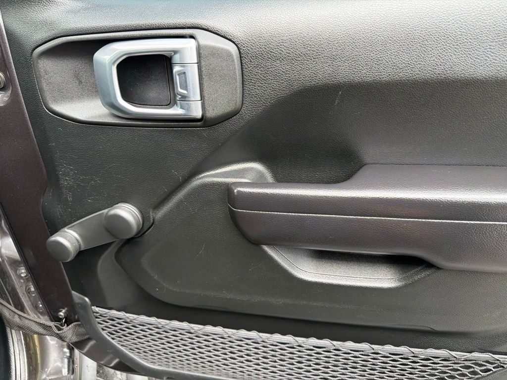 Used 2020 Gray Jeep Unlimited Sport image 16