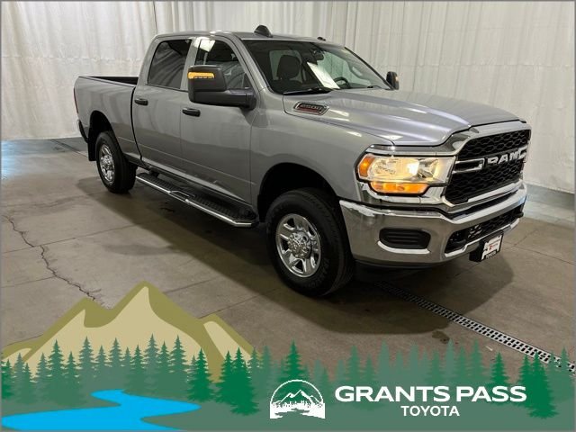 2023 RAM 2500 Tradesman 4X4 Crew Cab SWB's photo