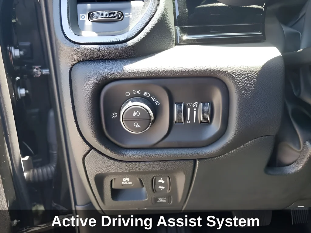 2026 RAM 1500 Rebel - Photo 24