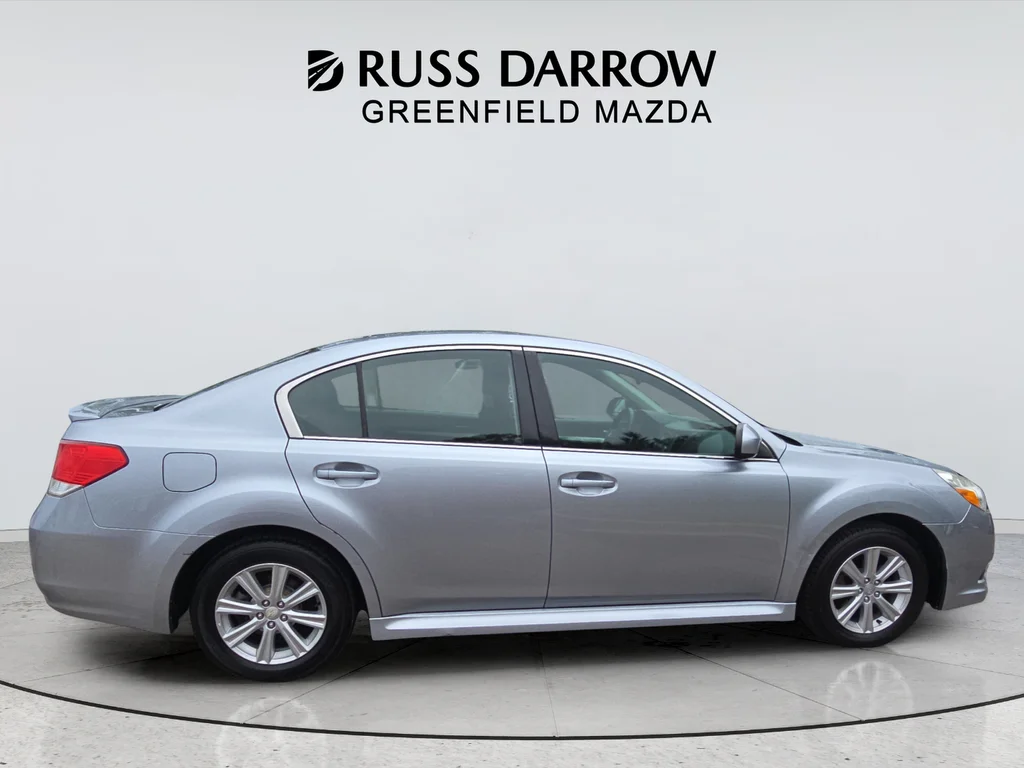 Used 2012  Subaru 2.5i image 6