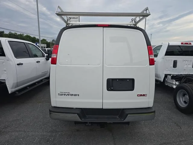 New 2026 Summit White GMC Work Van image 4