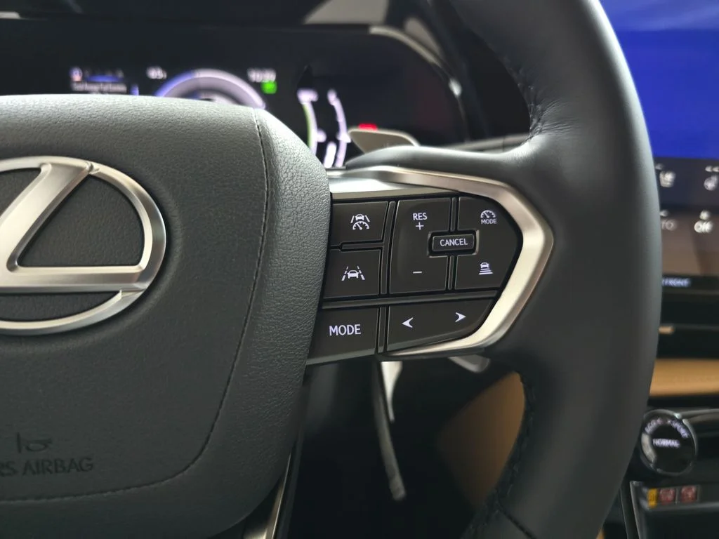 New 2026 Copper Crest Lexus 450h+ Premium image 18