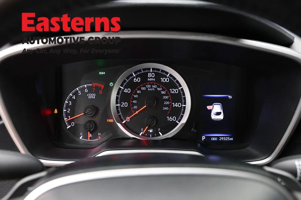 Used 2019 Red Toyota SE image 17
