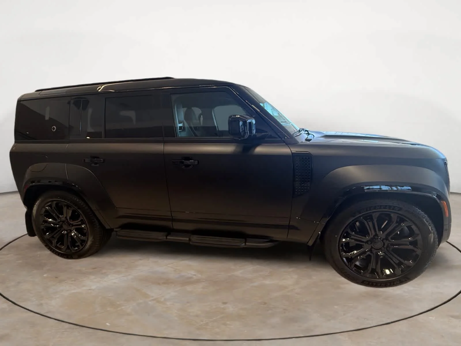 New 2026 Narvik Black Land Rover OCTA Black image 6