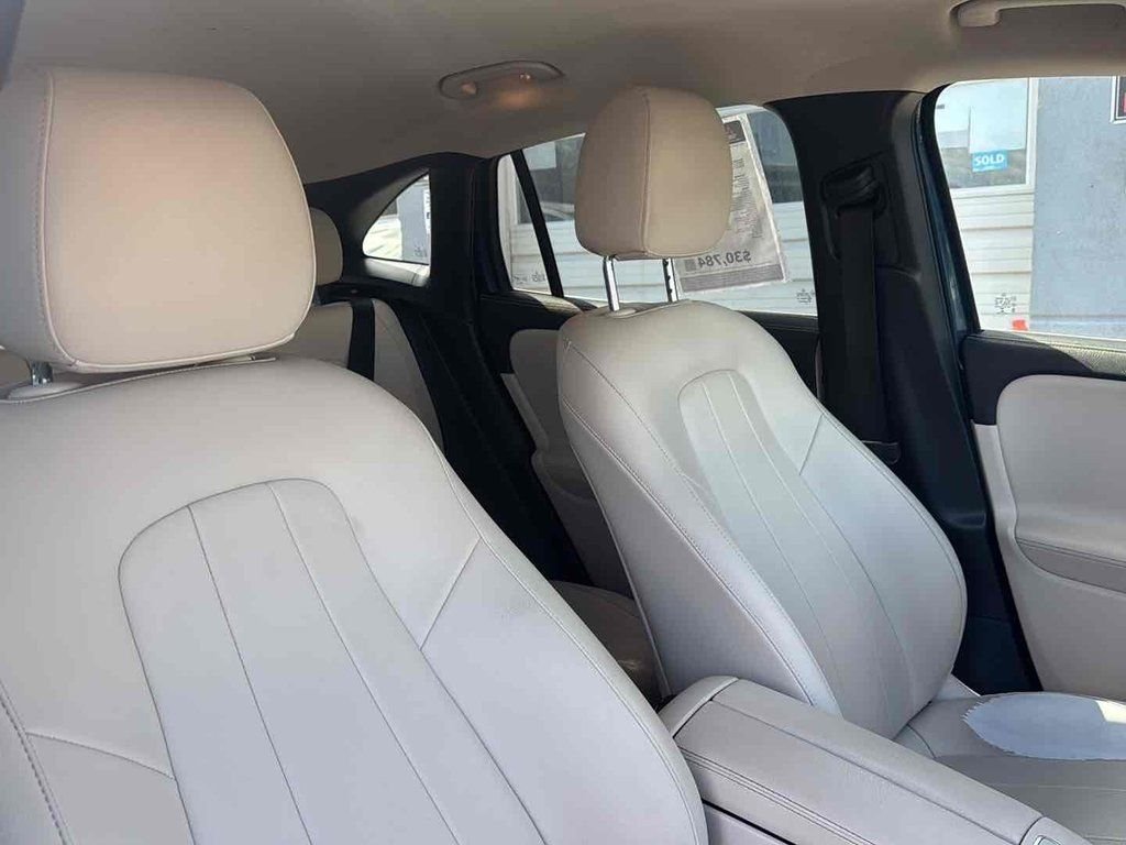 Used 2022 Blue Mercedes-Benz GLA 250 image 21