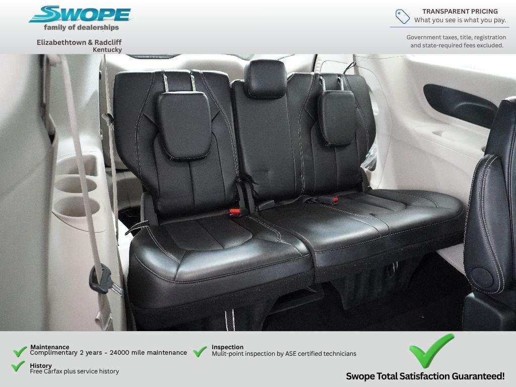 Used 2024 Silver Mist Clearcoat Chrysler Touring L image 11