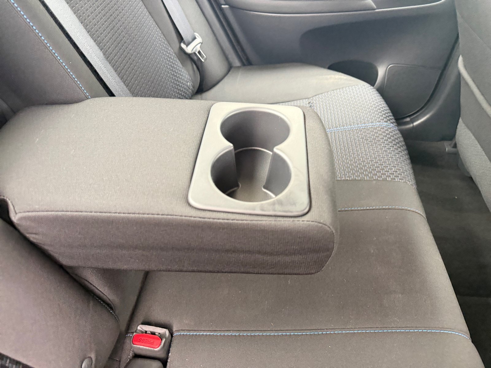 Used 2018 Deep Blue Pearl Nissan SR image 32