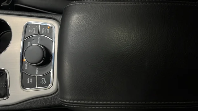 Used 2020 Billet Silver Metallic Jeep Summit image 20