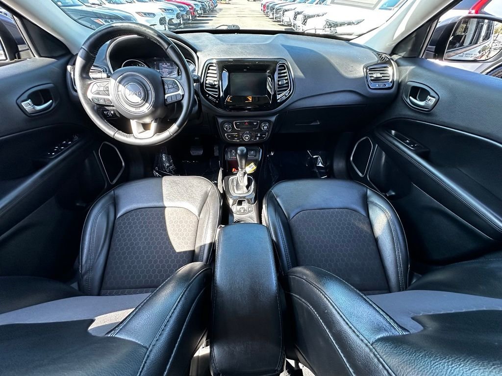 Used 2019 Gray Jeep Latitude image 17