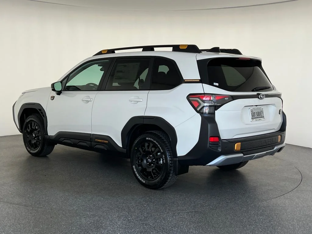 New 2026 CRYSTAL WHITE PEARL Subaru Wilderness image 7