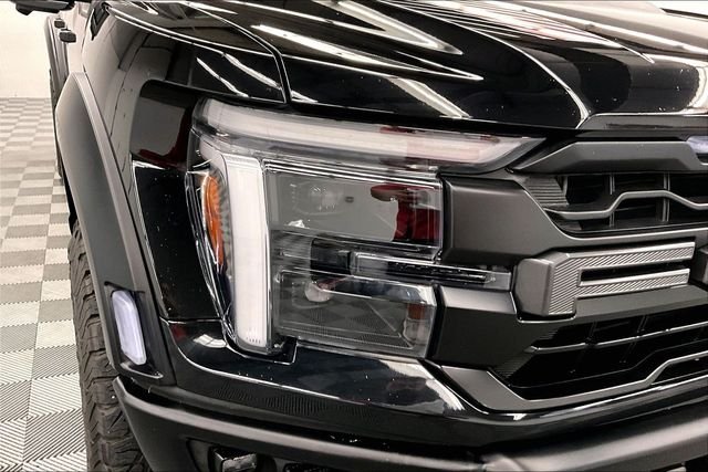 2025 Ford F-150 Raptor - Photo 36