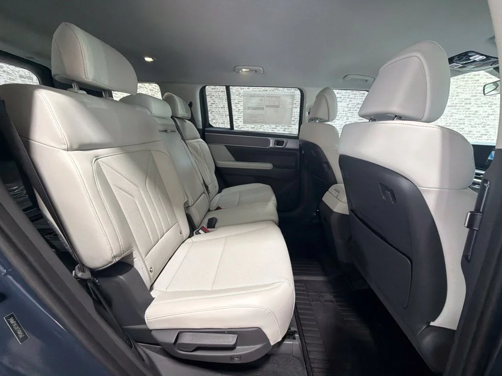 New 2026 Atlantis Blue Hyundai SEL image 14