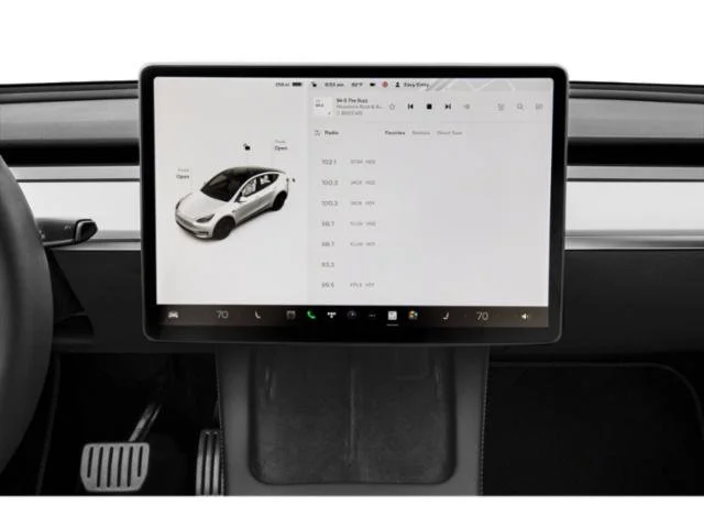 Used 2022 Gray Tesla Long Range image 10