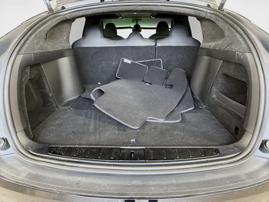 Used 2023 Black Tesla Standard Range image 26