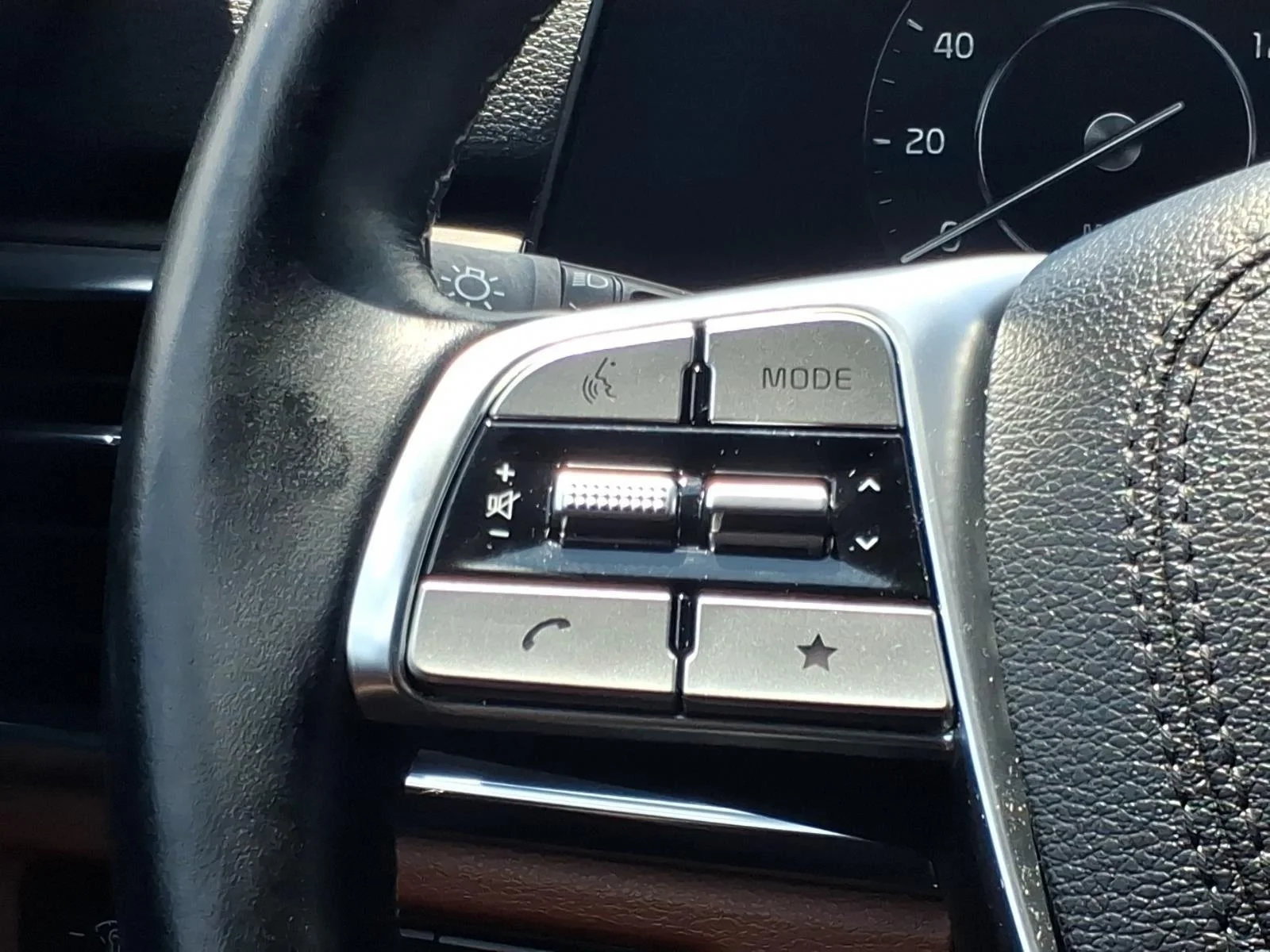 Used 2023 Dark Moss Kia SX X-Line image 30