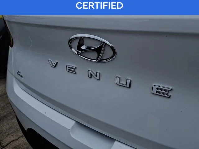 Certified Used 2025 White Hyundai SEL image 13