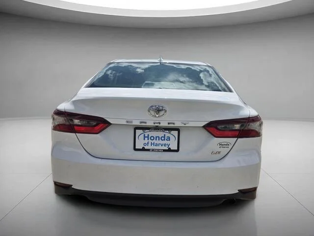 Used 2023 Ice Cap Toyota LE image 4