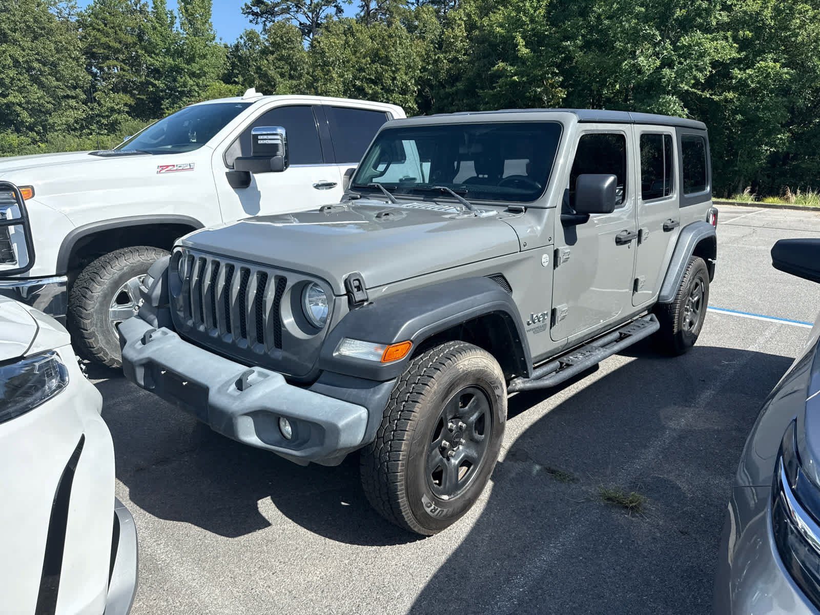 Used 2020 Sting-Gray Clearcoat Jeep Sport image 1