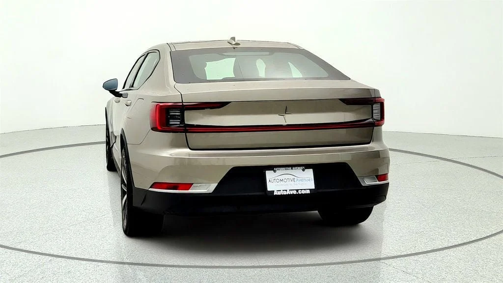 Used 2022 Moon Polestar Long Range Dual Motor image 6