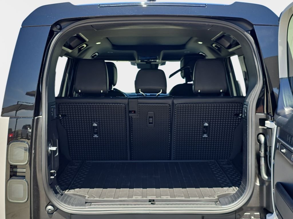 New 2026 Borasco Grey LAND ROVER X-Dynamic SE image 12