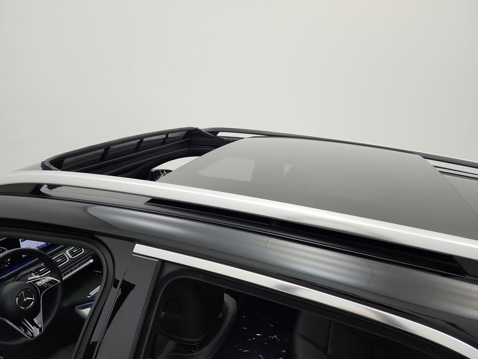 Certified Used 2026 Black Mercedes-Benz GLE 350 SUV image 11