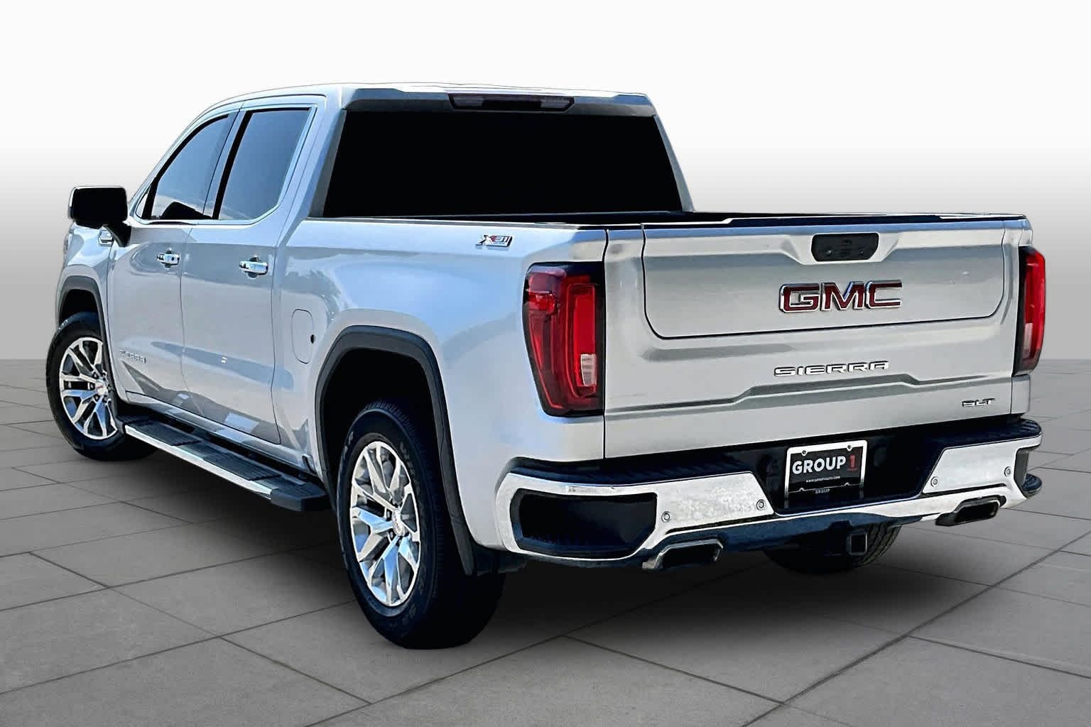 Used 2019 Quicksilver Metallic GMC SLT image 11
