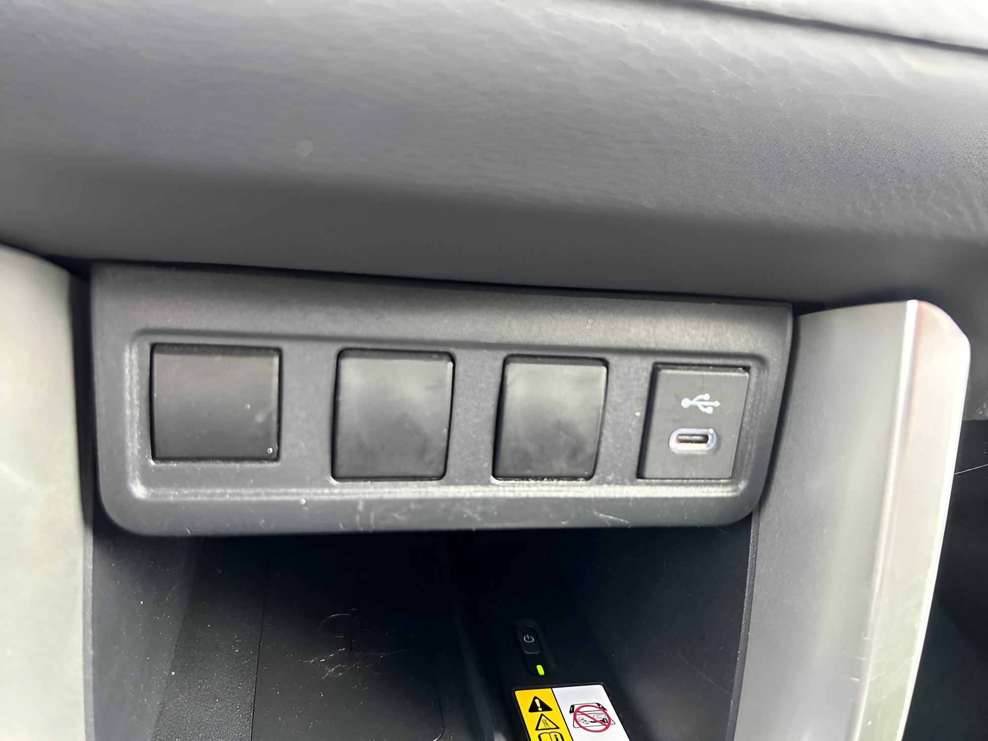 Certified Used 2023 Silver Toyota Hybrid SE image 29