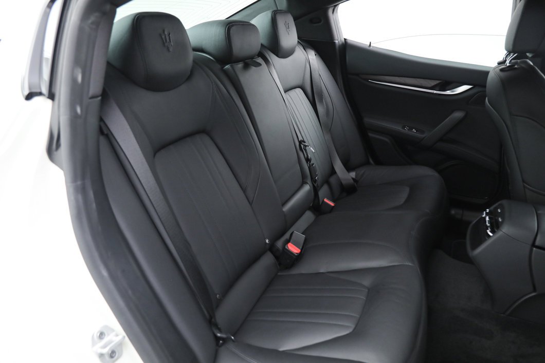 Used 2023 White Maserati Modena image 15