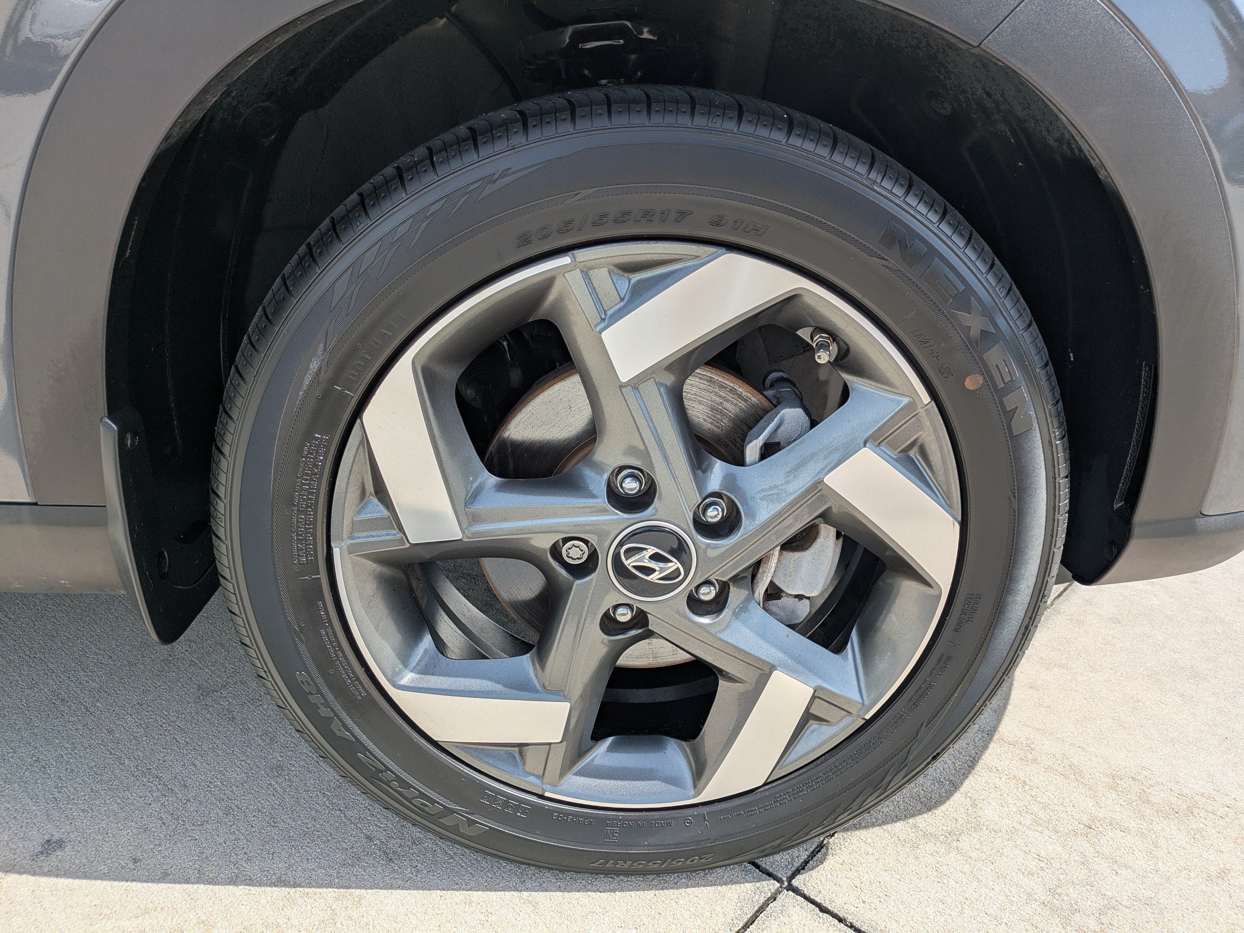 Certified Used 2023 Ecotronic Gray Hyundai SEL image 9