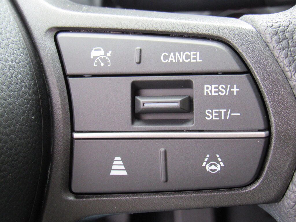 Used 2024 Lunar Silver Metallic Honda LX image 11