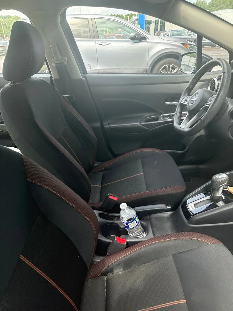 Used 2022 Blue Nissan 1.6 SR image 17