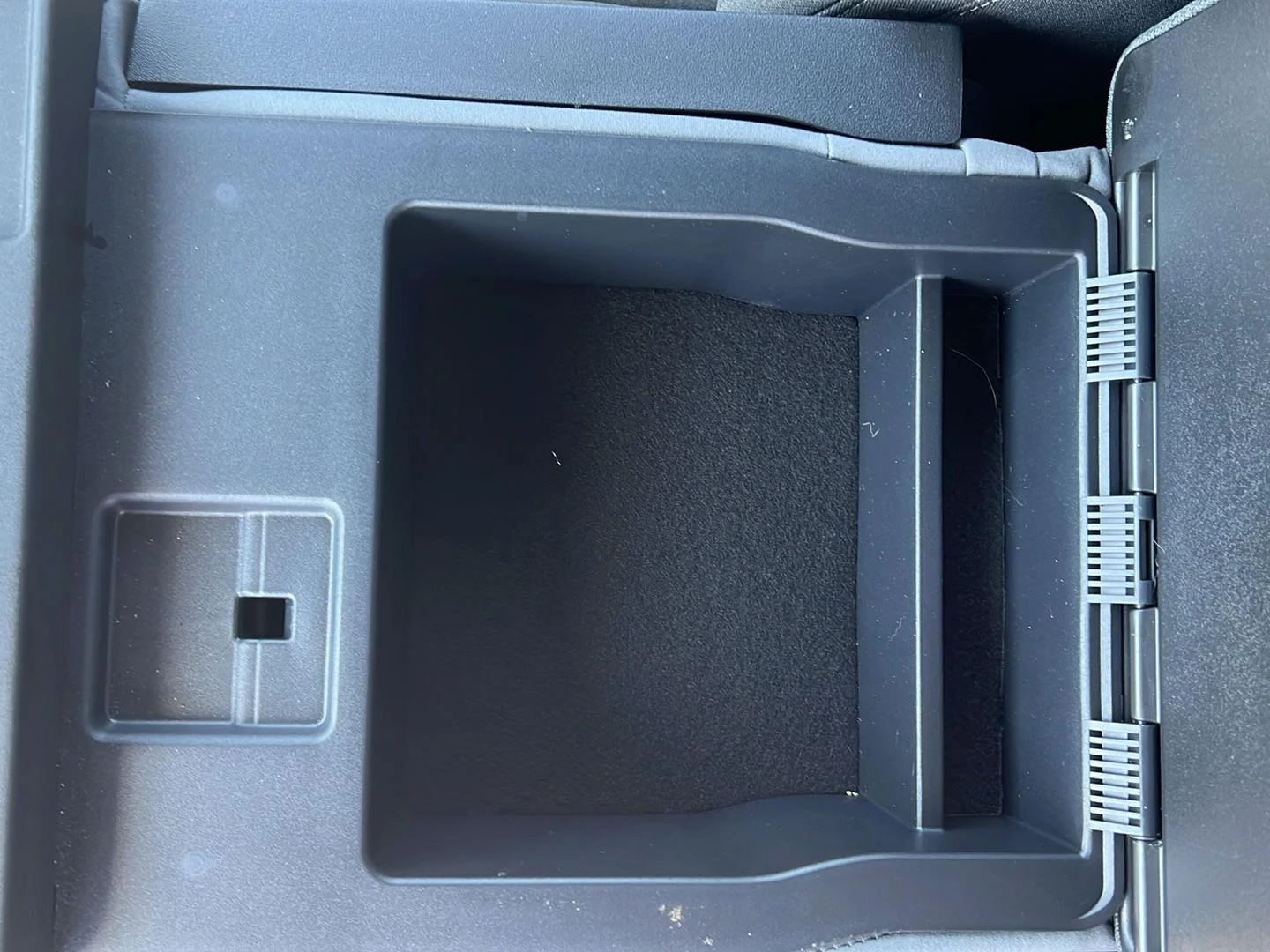 Used 2025 Agate Black Ford XLT image 16