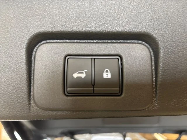 New 2026 Gray Nissan Platinum image 19