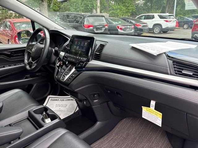 Used 2024 Modern Steel Metallic Honda Touring image 36