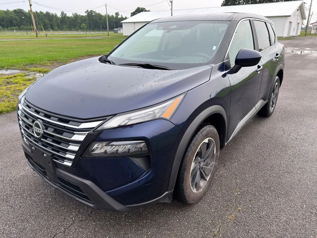 Used 2024 Blue Nissan SV image 19