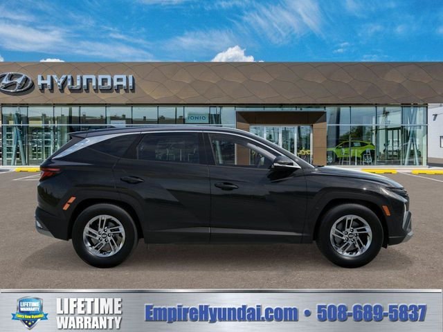 New 2026 Phantom Black Hyundai SE AWD image 24