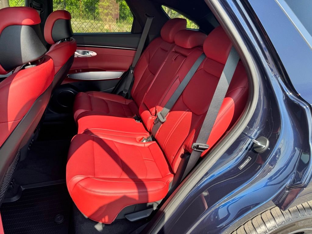 2026 GENESIS GV70 Sport Prestige - Photo 23