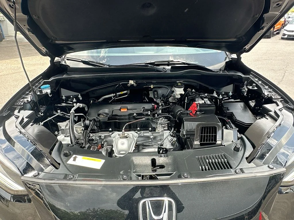 Used 2025  Honda LX image 27