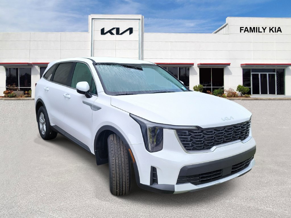 New 2026 Glacial White Pearl Kia LX image 5
