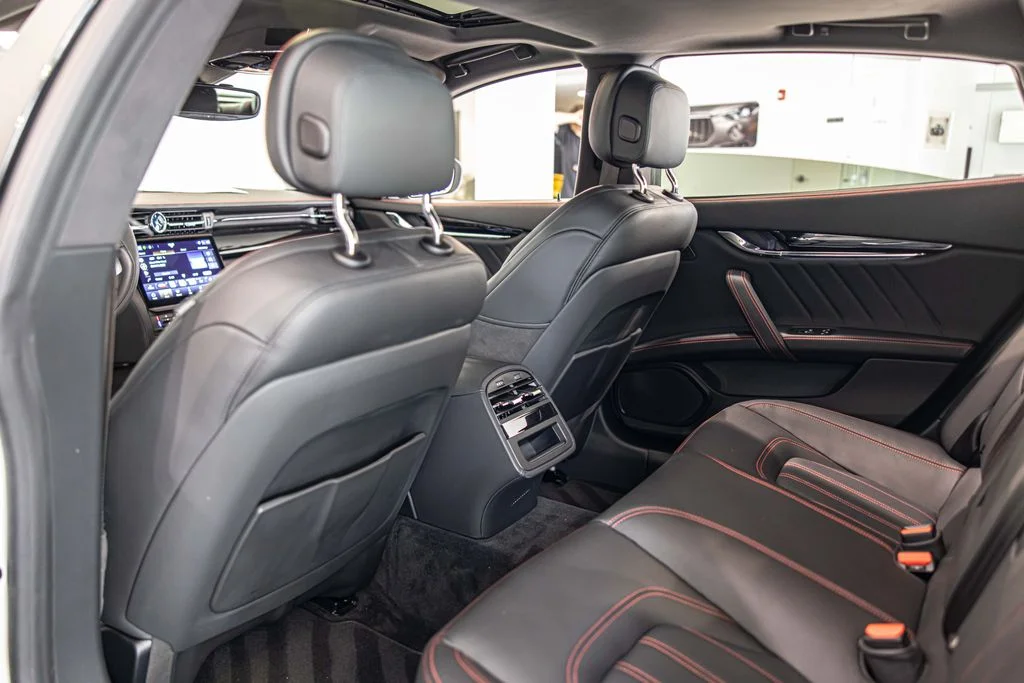 Used 2023 White Maserati Modena Q4 image 37