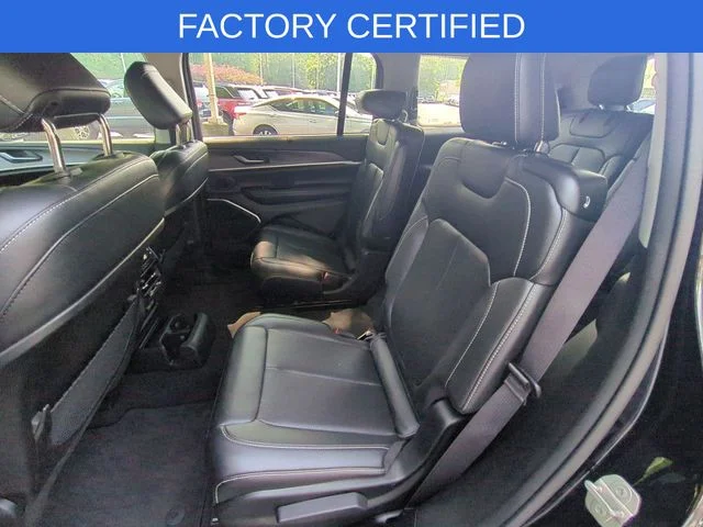 Used 2023 Black Jeep Limited image 31