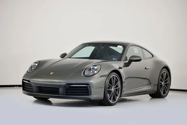 2022 Porsche 911 Carrera