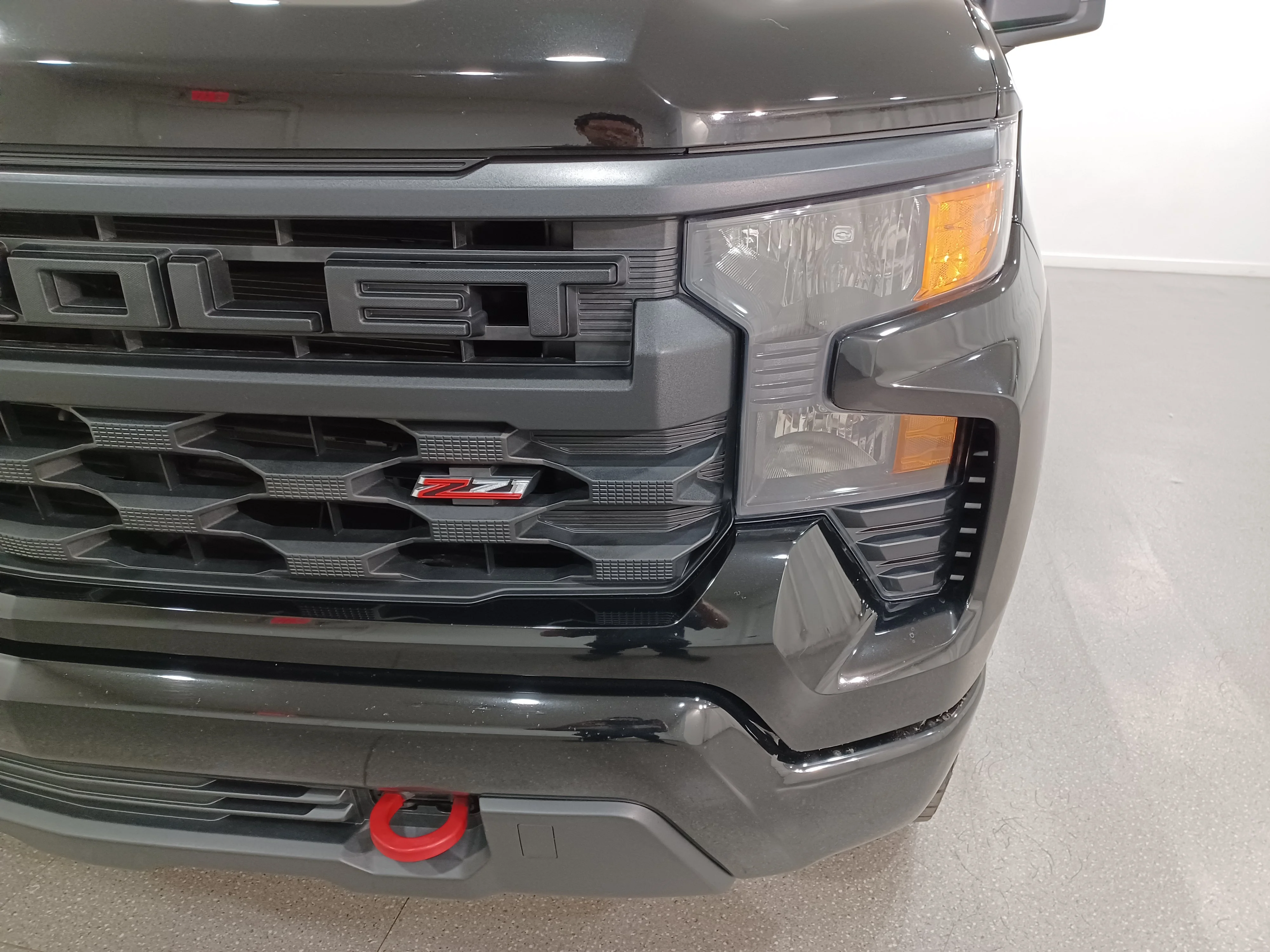 Used 2022 Black Chevrolet Custom Trail Boss 4WD*6 Pass | Adaptive Cruise | Remote Start | Tow Pkg | Park Assist | CarPlay image 5