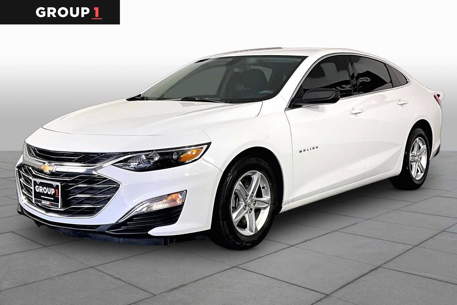 2022 Chevrolet Malibu 1LS's photo