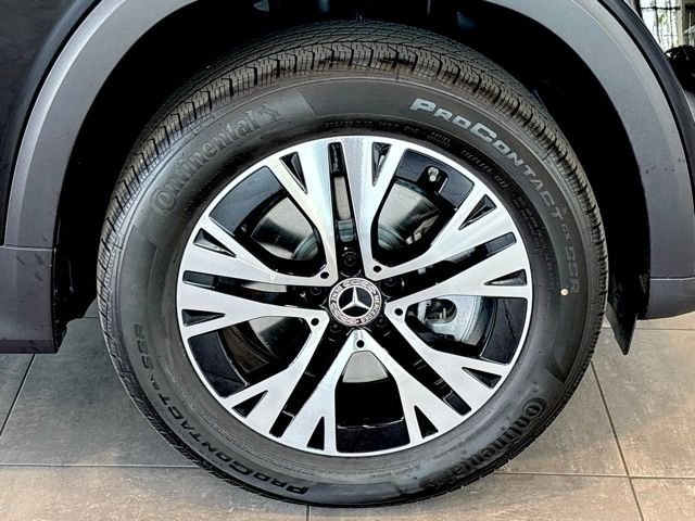 New 2026 Night Black Mercedes-Benz GLB 250 image 29